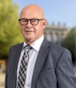 Dr. Rolf Köster  